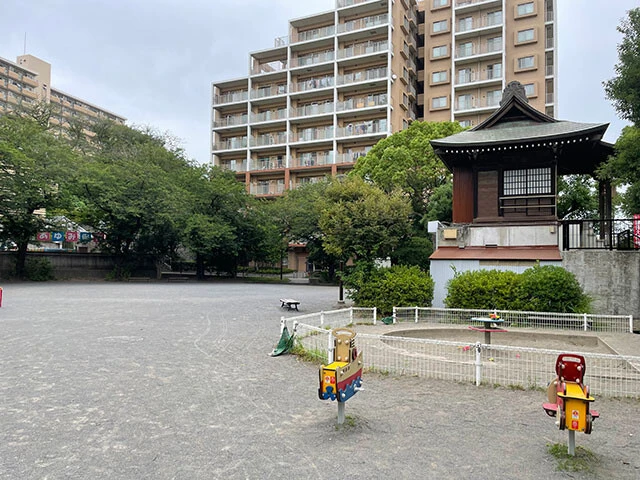 大谷選手がキャッチボールをしていたかもしれないお社の裏手にある公園