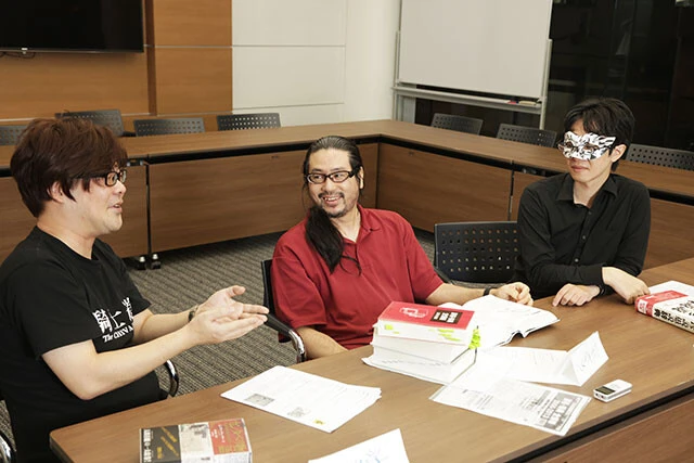 書店員・大内学氏、珍書プロデューサー・ハマザキカク氏、作家・品田 遊氏