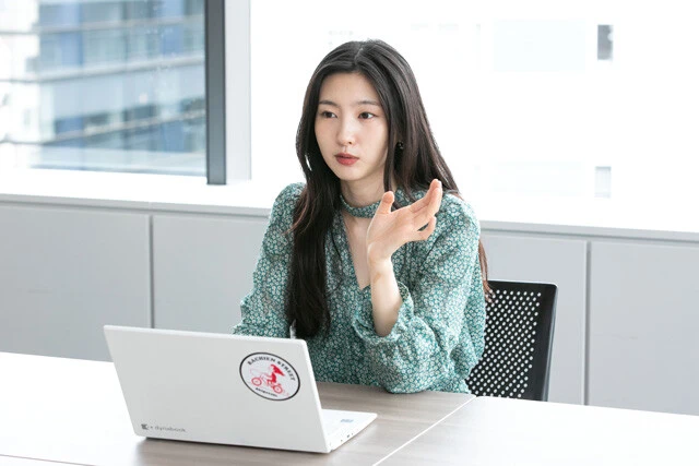 福井セリナが目元の悩みを解説