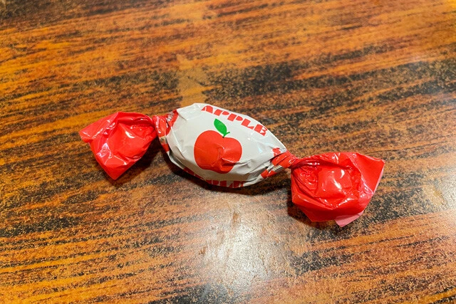 帰りにもらったアメ