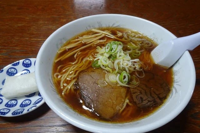 きれいな盛り付けのラーメンに外れなし