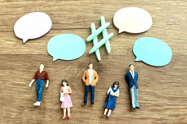 SNSで攻撃的な投稿ばかりしている「友達」は、非表示にすることで気持ちの乱れを防ぐことができる