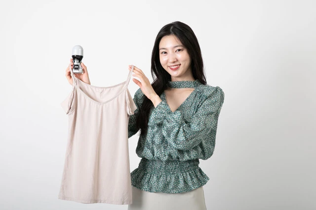 この夏、オトコの「ワキ汗ジワ～で赤っ恥！」を解決してくれる3種の神器。現役薬剤師が紹介【健康サディスティック♡】