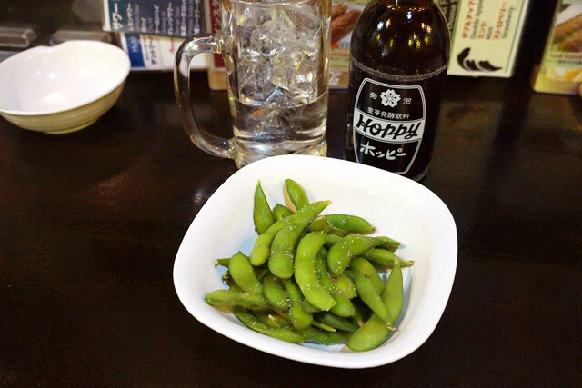 「ホッピーセット 白」(390円)