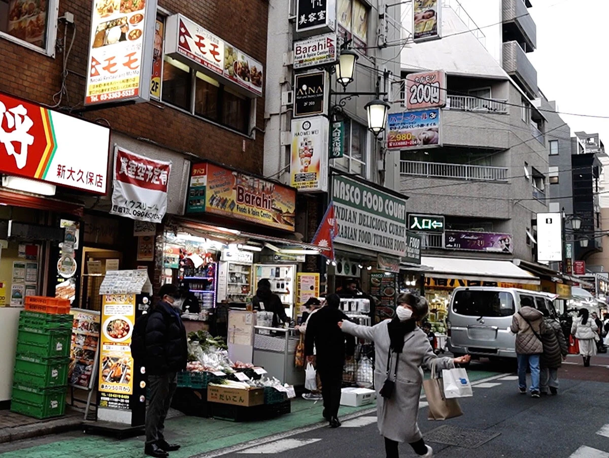 リトル・カトマンズ化していると話題の新大久保・イスラム横丁エリアにやってきました