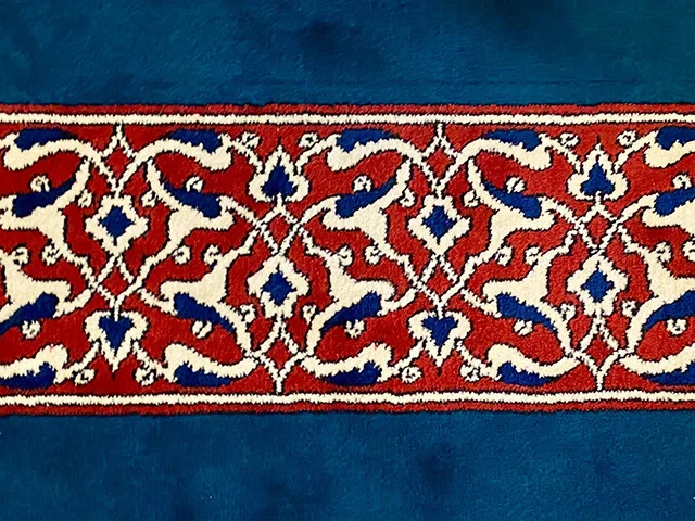 植物文様のトルコ絨毯