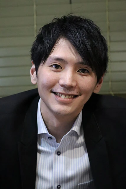 台湾AVの制作を支える有名マネジャーのひとり、Kenny氏。日本語がとても上手