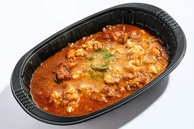 (19)冷凍 完全メシ欧風カレーライス(日清食品)798円/謎肉入りの欧風カレー。「欧風っぽさはあまり感じないけど、カレーとしてはとてもおいしい」(朝倉氏)