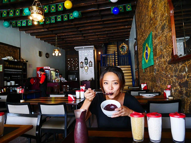 無糖アサイーはポリフェノール風味が際立つ健康的な味