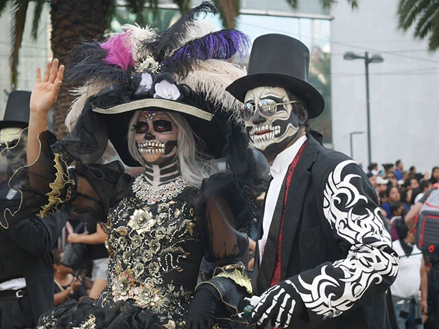 豪華絢爛なスカルカップル