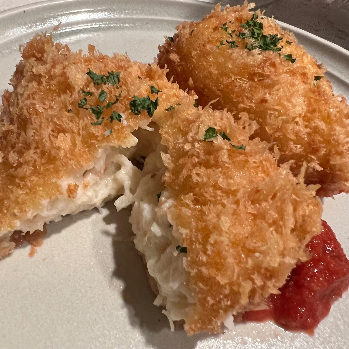 「食べられる多幸感」、カニクリームコロッケ