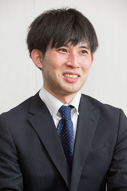 社会人時代はシステムエンジニアとして働いていた小山さん。「主に社内のアプリケーションの開発をしていました」