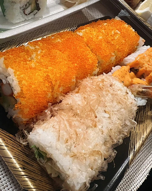 アメリカンスシの真骨頂、とびこビシャがけ