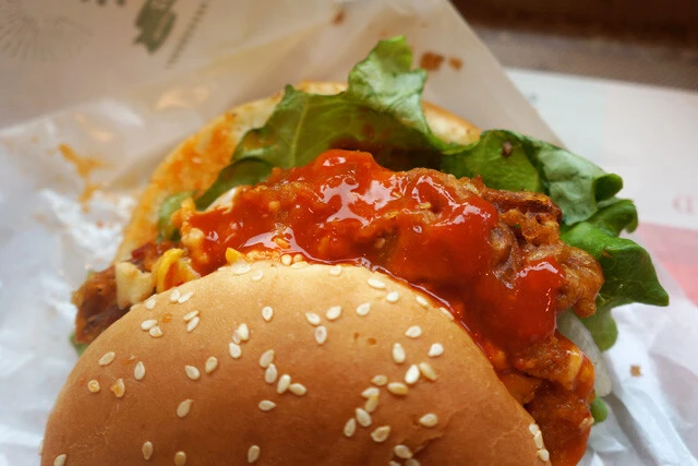 多国籍バーガーに