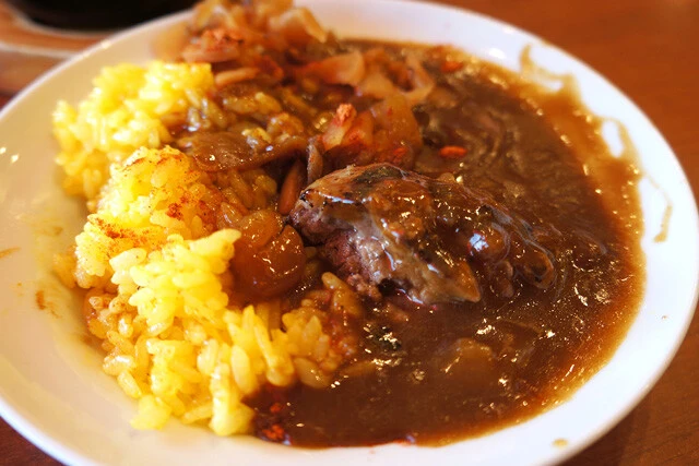 ハンバーグカレーにしちゃったり