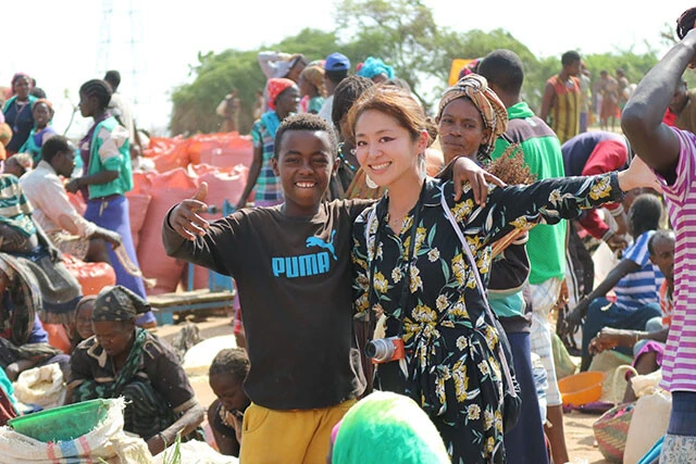 ジンカ村の子供ガイド・アベ