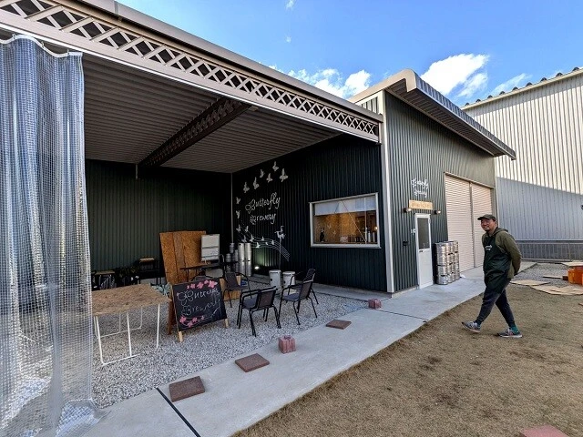 コンサートスペースを併設した、バタフライブルワリーの醸造所