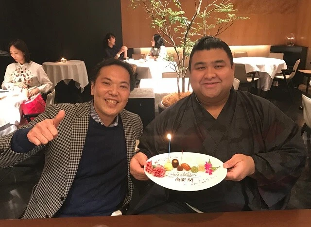 高安関と工藤さん(写真提供/工藤さん)