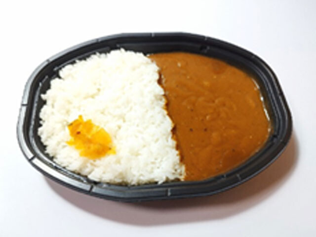 30種類以上のスパイスが決め手のこだわりカレー 358円（ファミリーマート）