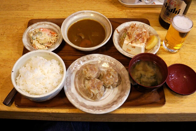 【シュウマイ&カレー定食】個人的大好物が融合してしまった、雑司ヶ谷のラーメン屋の魅力的すぎる定食セット:パリッコ『今週のハマりメシ』第119回
