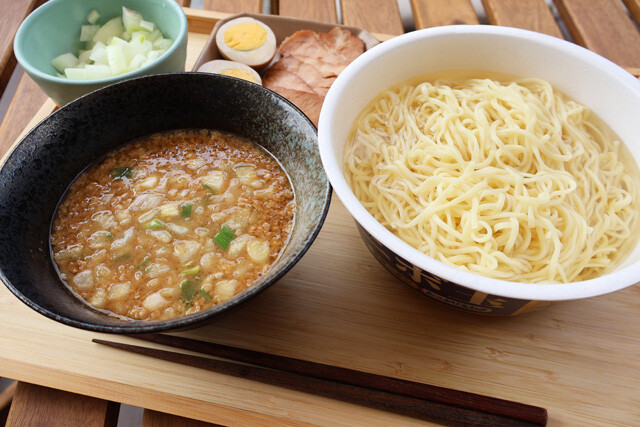 （５）完成！「正麺『ニボ玉』の超煮干しつけ麺」