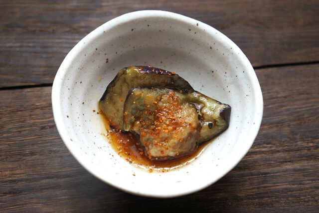 自然解凍しただけの冷凍揚げなす