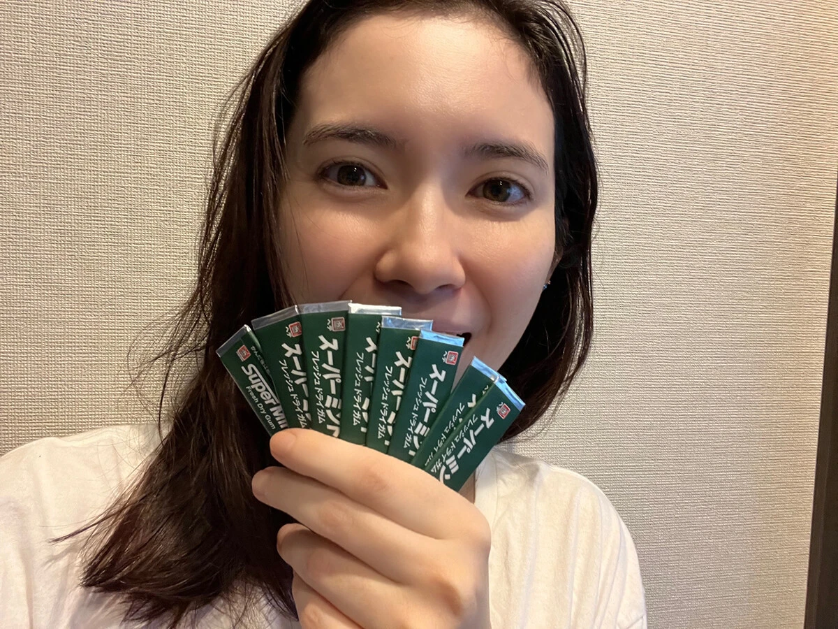 なぜ、だいたいのお店がこのガムなのか？　市川紗椰が「焼き肉屋のレジでもらう謎ガム」の正体に迫る！