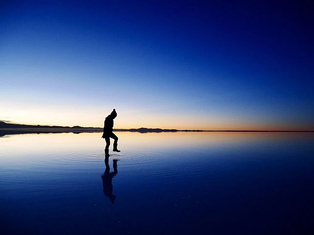 「死ぬまでに見たい絶景」と言えばウユニ塩湖