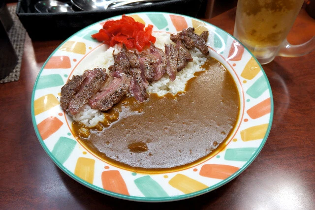 「ステーキカレー」