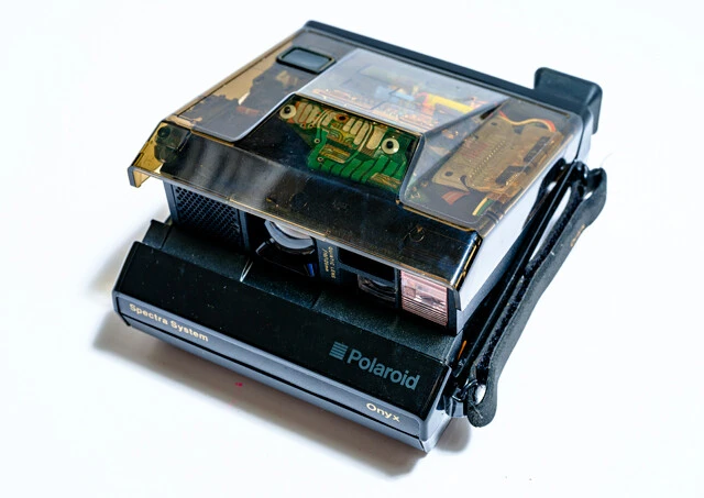 ポラロイドのOnyx（オニキス）は1987年に発売