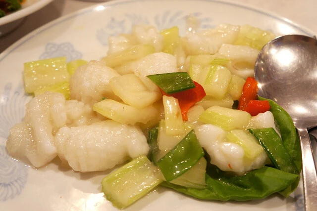 「イカとセロリの炒め」