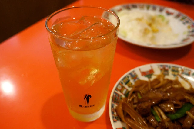 「ウーロンハイ」(350円)をおかわりしてごちそうさま