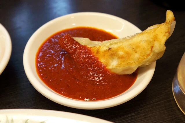 餃子×辛味噌の問答無用感