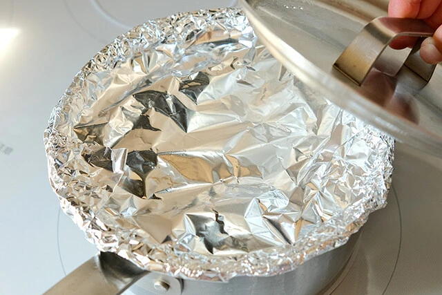 フタをして炊くべし。そして蒸らすべし!