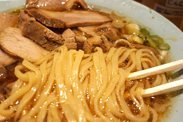 特徴的な麺