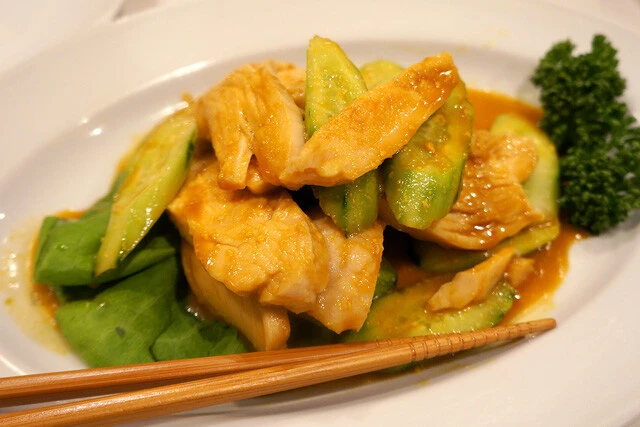 「きゅうり鶏」