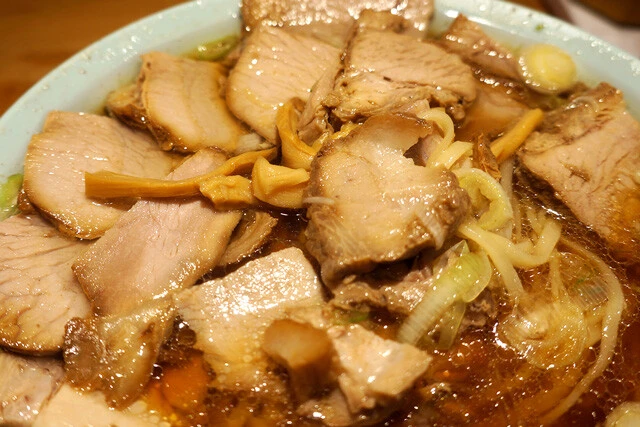 チャーシューの迫力