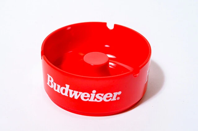 平成ヤンキーの必需品！　バドワイザーグッズ【山下メロの平成レトロ遺産：066】