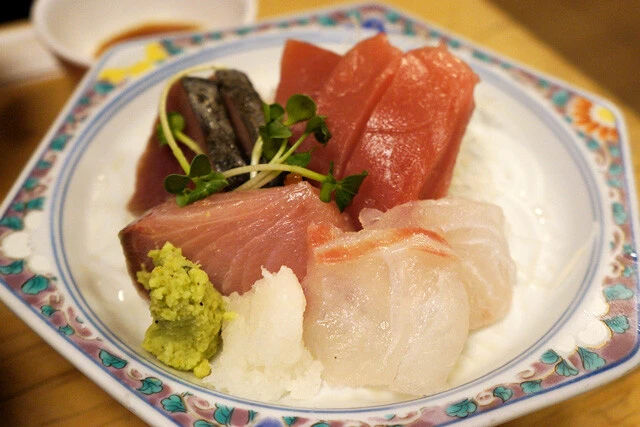 刺身盛り合わせ