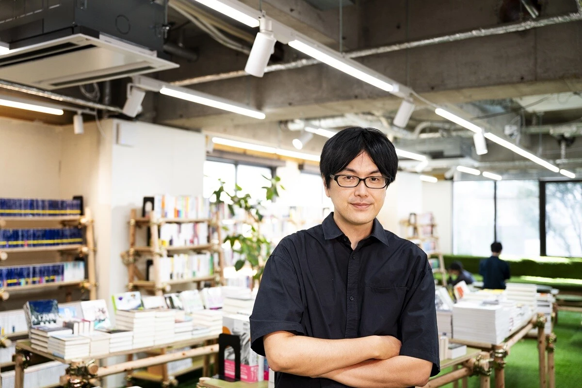 【宇野常寛氏インタビュー】『庭の話』『ラーメンと瞑想』から、われわれの「場所」の現在を考える「偶然に自分を刺激してくれる言葉に出会える場所が大事なんです」