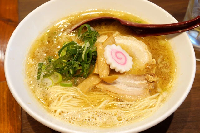 【極上中華そば】リーズナブルさと釣り合わない驚きの美味しさ！ その秘密はなんと......：パリッコ『今週のハマりめし』第227回