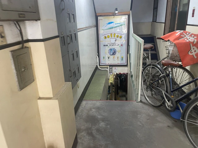 ここが入り口らしい