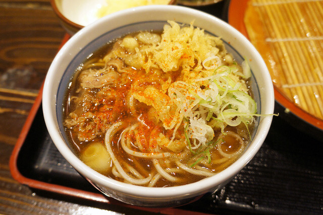 あげだまや薬味をプラスして