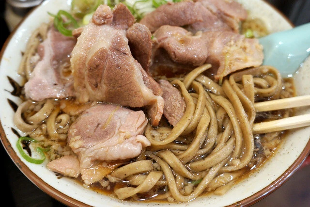 続いては麺
