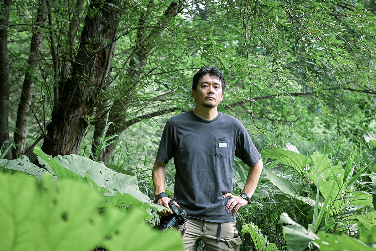 人間とクマの共存について考えを巡らす著者の二神氏