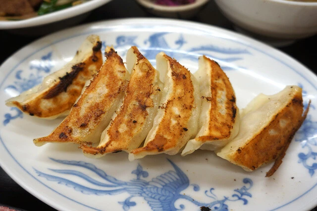 「餃子」