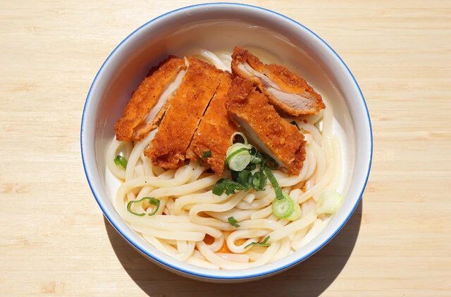 ②ファミチキすだちうどん