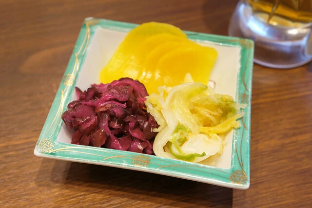 「漬物盛り合わせ」