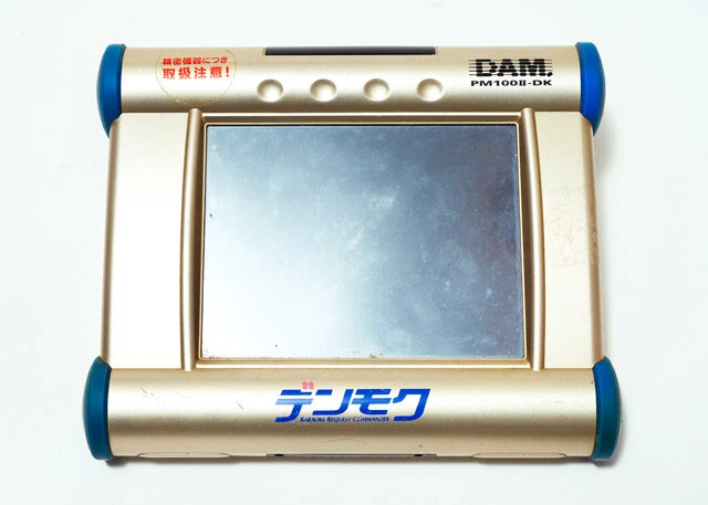 すべての操作がタッチペンで行なえるDAMのデンモクPM100Ⅱ-DK