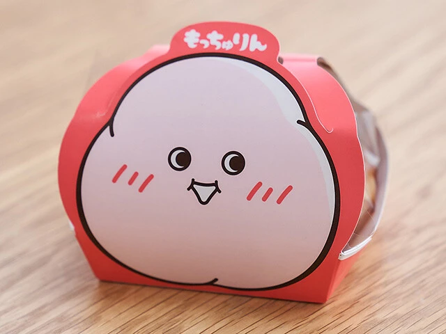 もっちゅりん・きなこ（216円）・みたらし （226円）・いちご（237円）《ミスタードーナツ》 ＊各ショップの原材料がなくなり次第終了。いちごは6月末までに終売しています／もっちゅりんのおいしさは説明不要。BOOWYさながら人気絶頂で引退へ。公式サイトの販売予定をチェックすべし
